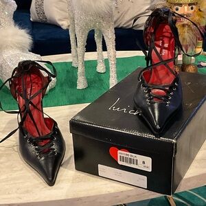 Luichiny Black Lace-Up Heels
